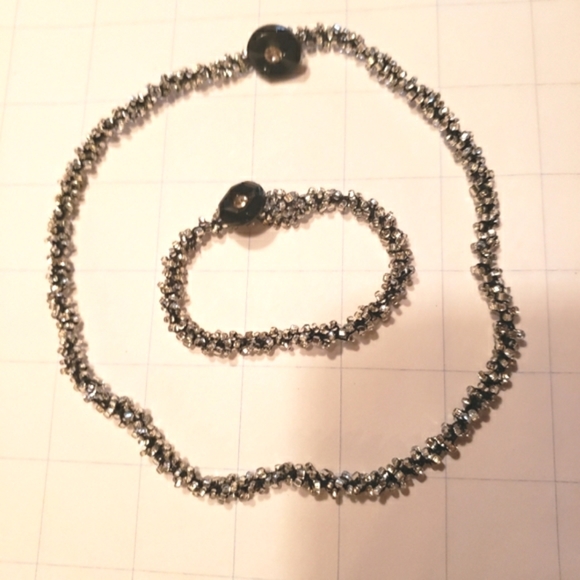 HAND CRAFTED "Hollywood" Bead Crochet Necklace and Bracelet Set - Picture 1 of 5